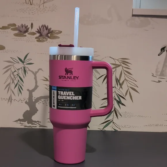 Stanley Travel Quencher, 40oz, NWT - Picture 1 of 2